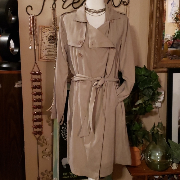 Event Trench Coat 100% Polyester - Size Large - Picture 7 of 8